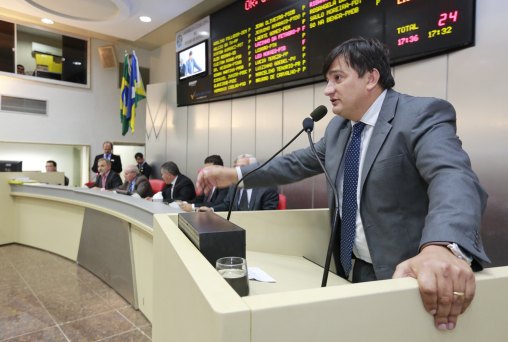 Prorrogação de incentivo fiscal para indústrias é elogiada na ALE