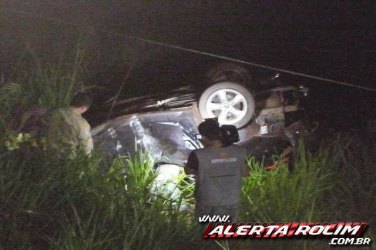 Idoso morre após carro capotar na RO-010