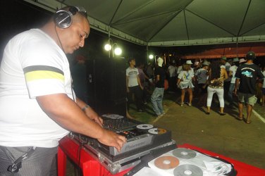 Prefeitura promove Carnaval durante o feriado