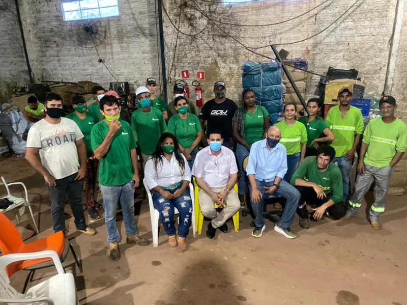 RECICLAGEM: Confúcio Moura apoia coleta seletiva, reciclagem e valorização dos catadores