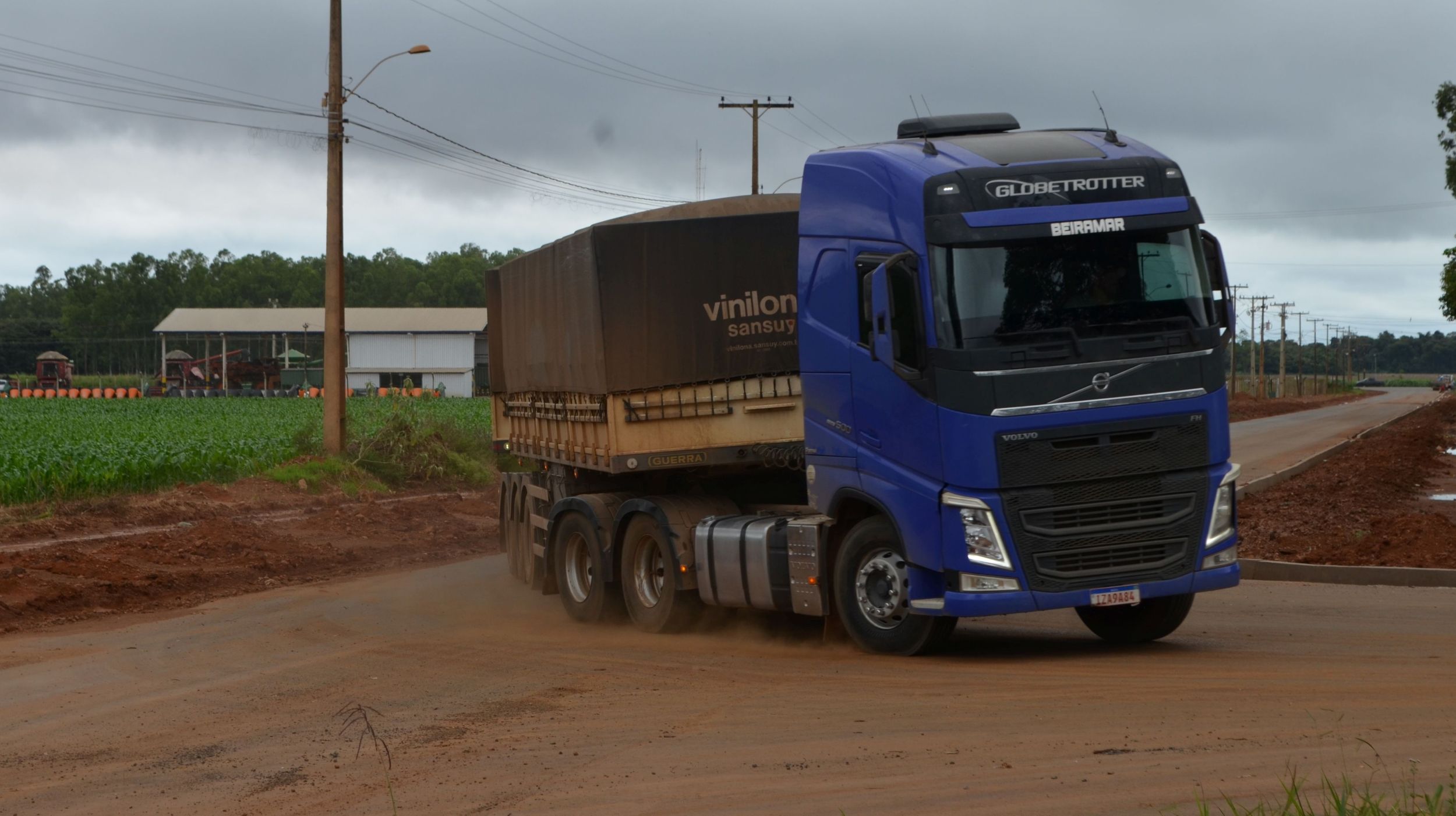 EZEQUIEL NEIVA: Obras de asfaltamento dos acessos da CTR avançam com investimento do deputado