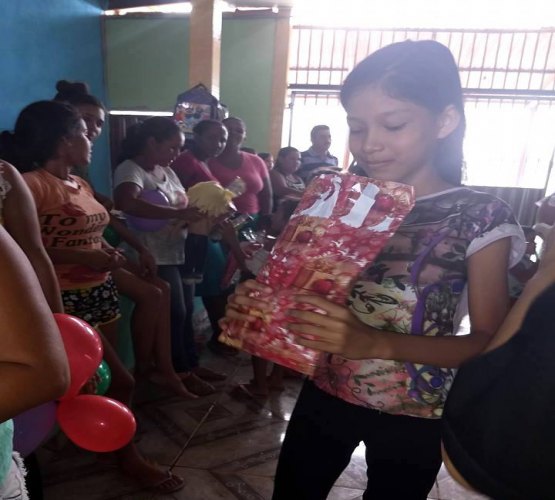 Natal Solidário na Associação de Crianças e Idosos Lúcia Viotto