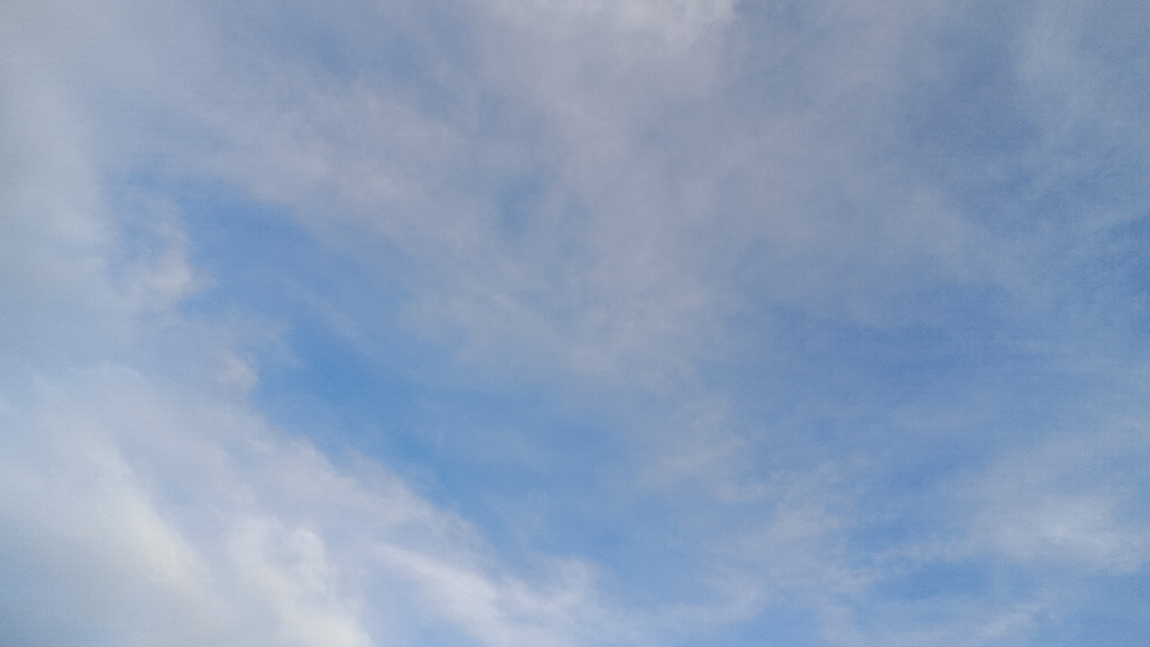 CHUVOSO: Rondônia tem pancadas de chuva e quentura neste domingo (21)