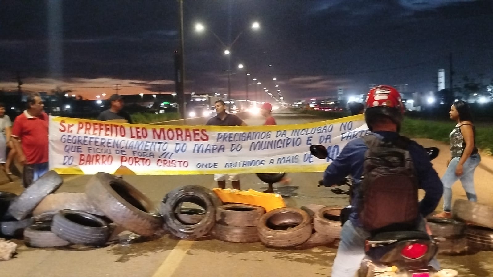 FIM DO MANIFESTO: Trecho da BR-364 é liberado por manifestantes em Porto Velho 