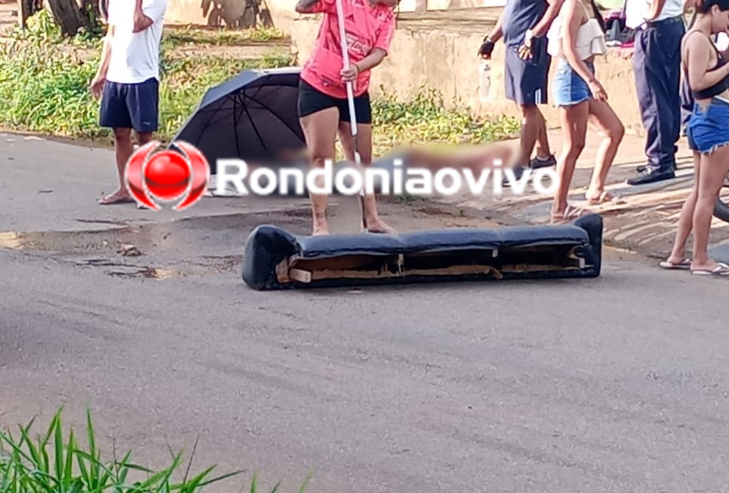 NO CENTRO: Motociclista fica ferido após avançar a preferencial e ser atingido por carro