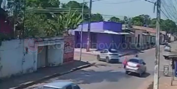 INCONSCIENTE: Vídeo mostra acidente que deixou motociclista em estado gravíssimo 