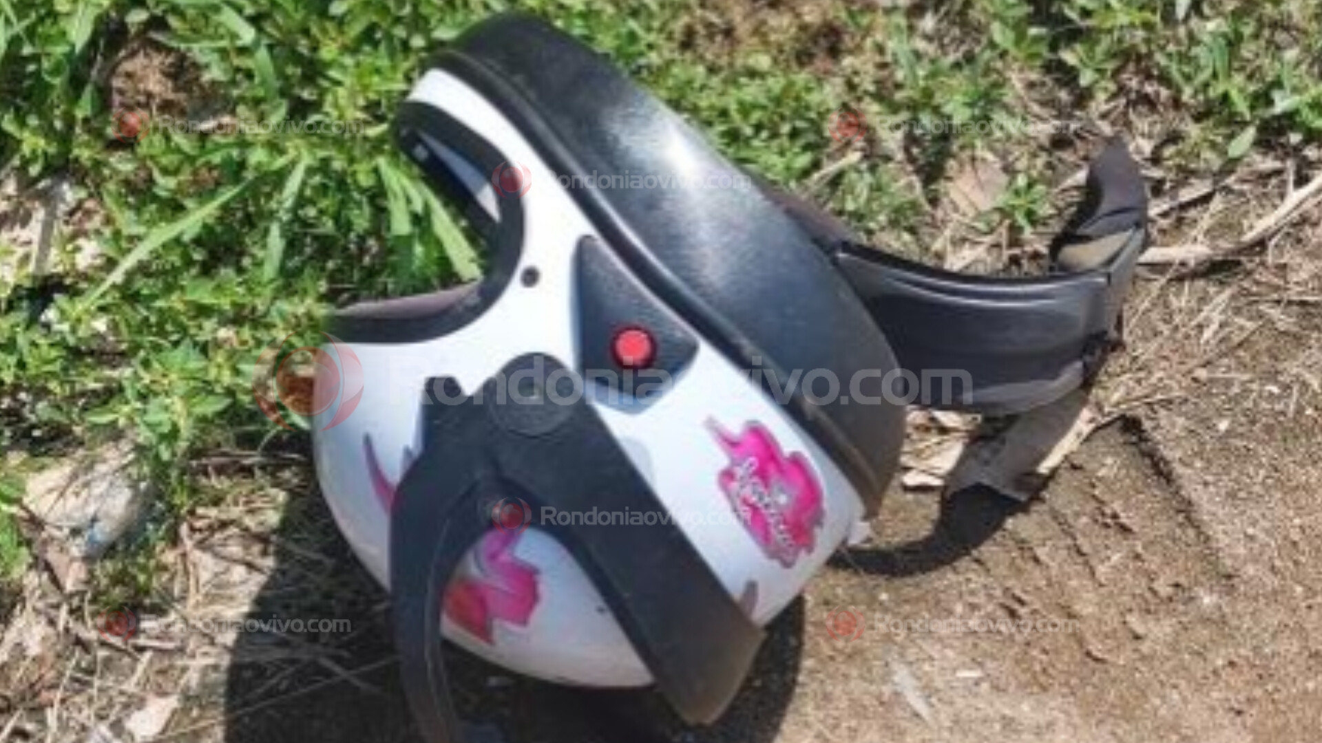 MARIA DA PENHA: Dona de casa é atacada a capacetada pelo marido furioso 