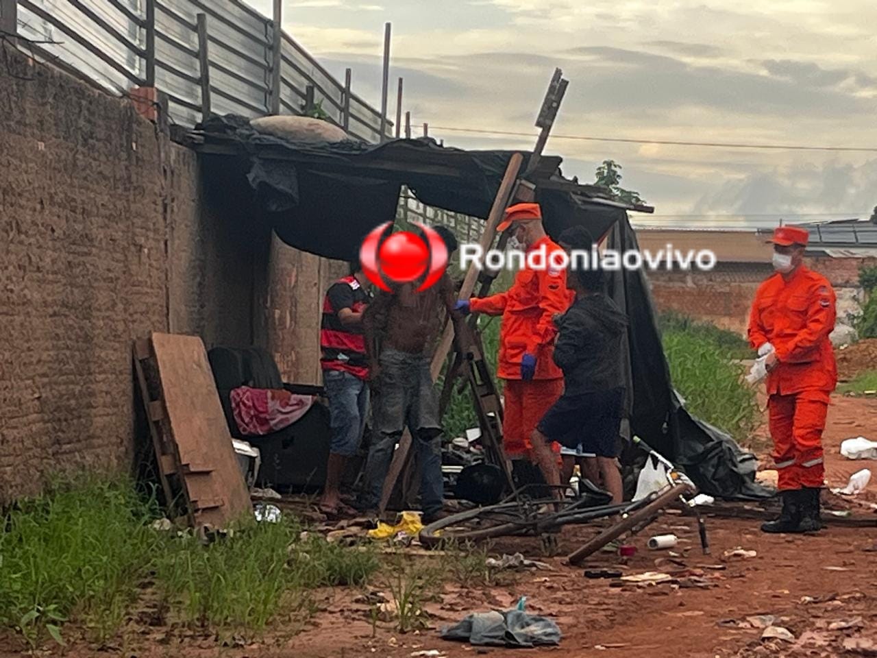 URGENTE: Homem é alvo de ataque na zona Leste da capital 