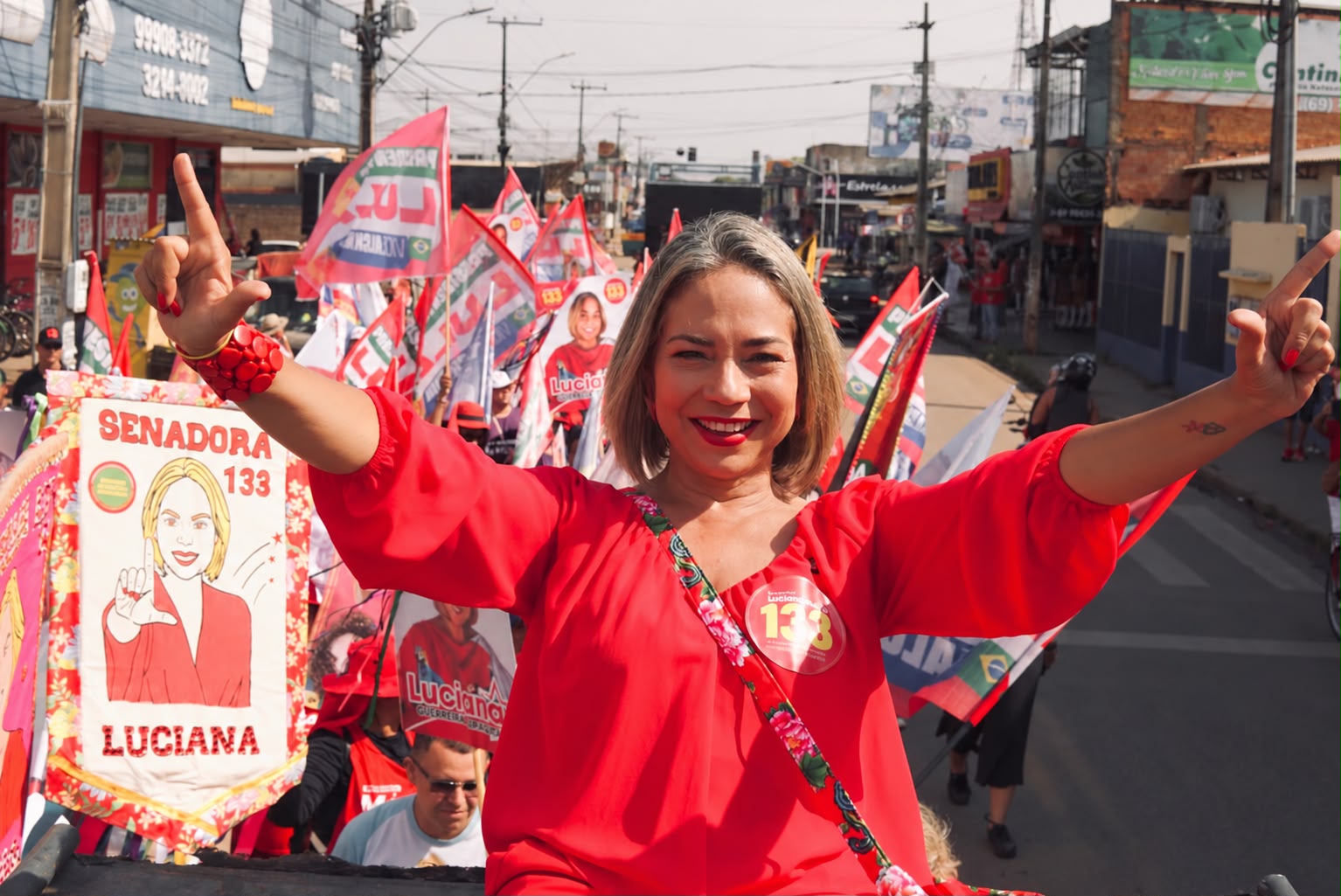 MOBILIZAÇÃO: Luciana participa de caminhada Mulheres com Lula na Zona Leste de Porto Velho