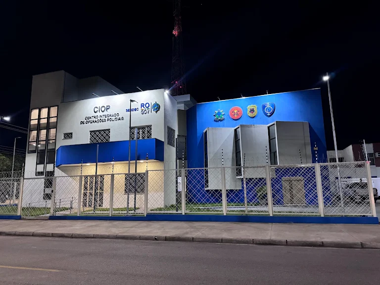 EMERGÊNCIA: Queda de energia deixa 190 e 193 fora do ar após temporal em Porto Velho