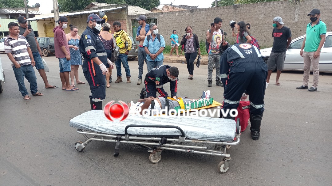 FRATURA EXPOSTA: Idosa fica em estado grave após ser atropelada por moto