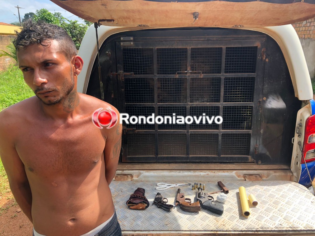 DENUNCIADO: Apenado é preso com três armas, porções de drogas e objetos roubados