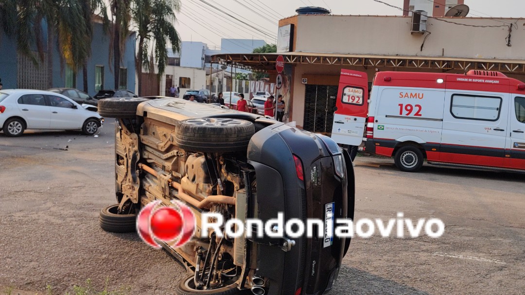 VÍDEO: Capotamento deixa criança e casal feridos no Centro