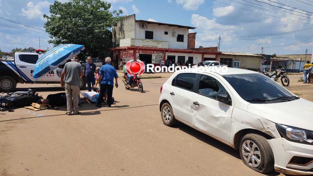 VÍDEO: Motorista de app avança cruzamento e causa grave acidente com casal