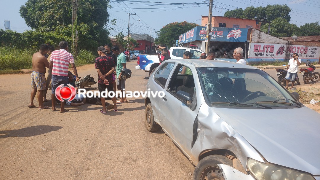 GRAVÍSSIMO: Motociclista avança cruzamento e fica desacordado em acidente
