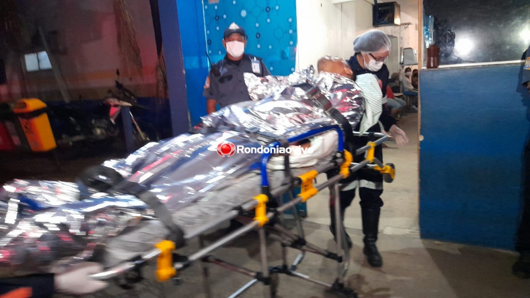 CRIVADO DE BALA: Homem é alvejado com sete tiros em bar na zona Leste 