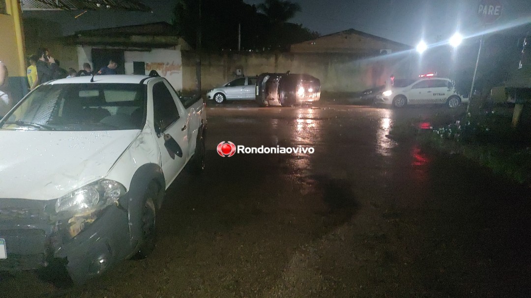 NA 7 DE SETEMBRO: Carro capota após colisão envolvendo quatro veículos