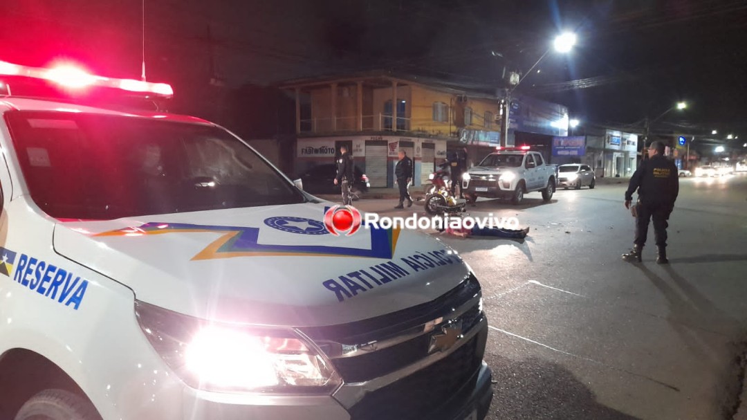 AVANÇOU: Motorista de HB20 foge após causar grave acidente com motociclista 