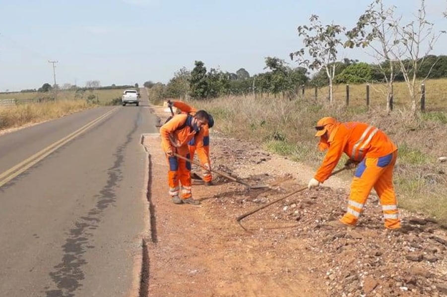 TAISSA SOUSA: Deputada indica ao DER a recuperação da rodovia 471, em Ministro Andreazza