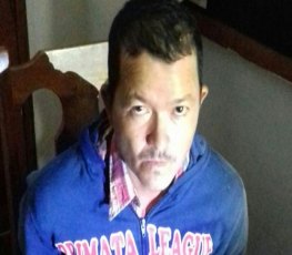 FLAGRANTE - PRF prende suspeito com motocicleta roubada

