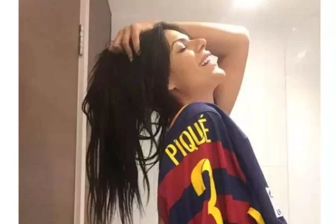 Ex-Miss Bumbum diz que Piqué a procurava: 'Perguntava do meu bumbum'