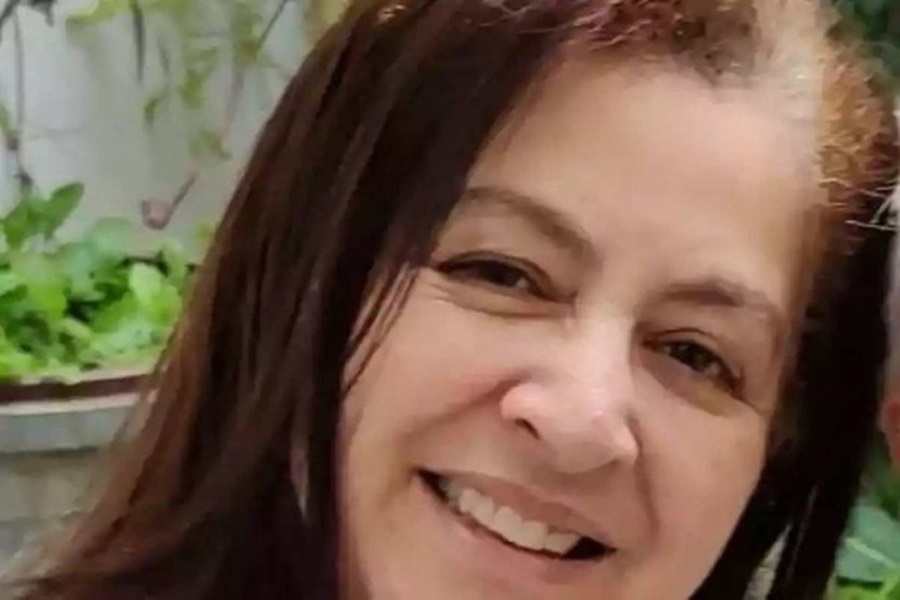 SUSTO: Mulher morre de parada cardíaca após raio cair perto da casa dela