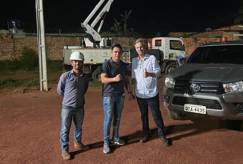 MELHORIAS: Campo da zona Sul tem nova iluminação a pedido do ver. Edimilson Dourado 