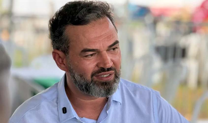 NOVA DECISÃO: Justiça autoriza Bruno Bolsonaro a manter o nome político e multa é derrubada