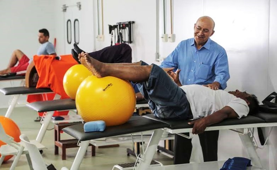 REABILITAÇÃO: Fisioterapeuta diz centro construído por Confúcio Moura é referência em RO