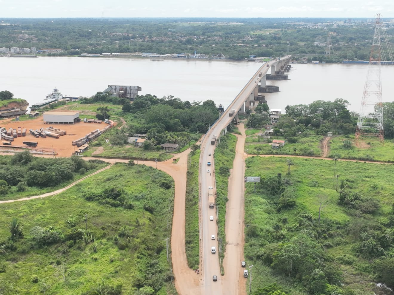 ATUALIZAÇÃO: Manifestantes liberam BR-319 após protesto em Porto Velho