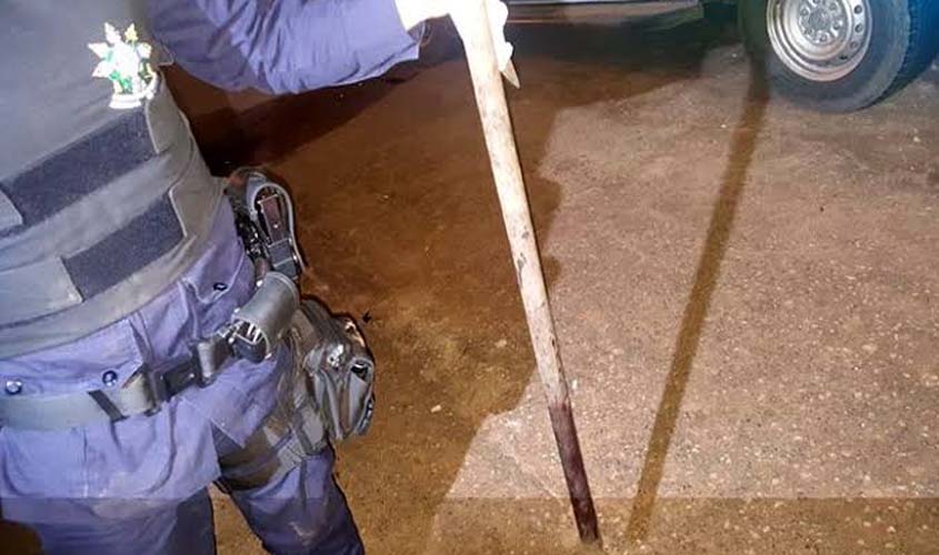 TRAIÇOEIRO: Idoso é atacado com paulada na cabeça pelo vizinho 