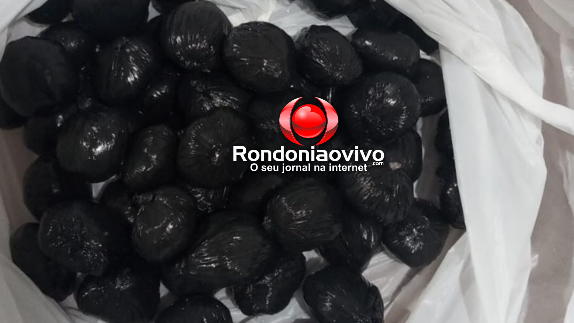 URGENTE: Outra mulher é presa levando drogas no estômago para marido no 603