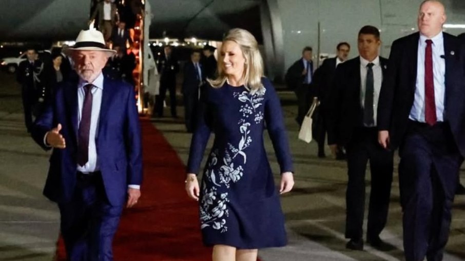 CONVERSA IMPORTANTE: Lula desembarca nos EUA para encontro com Trump