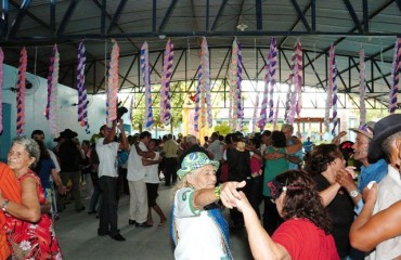 Idosos terão festividade carnavalesca