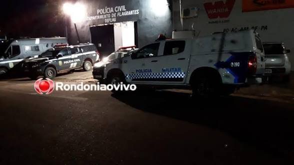 PM RECUPEROU: Mulher é rendida por criminosos na porta de casa, tem moto e iPhone roubados