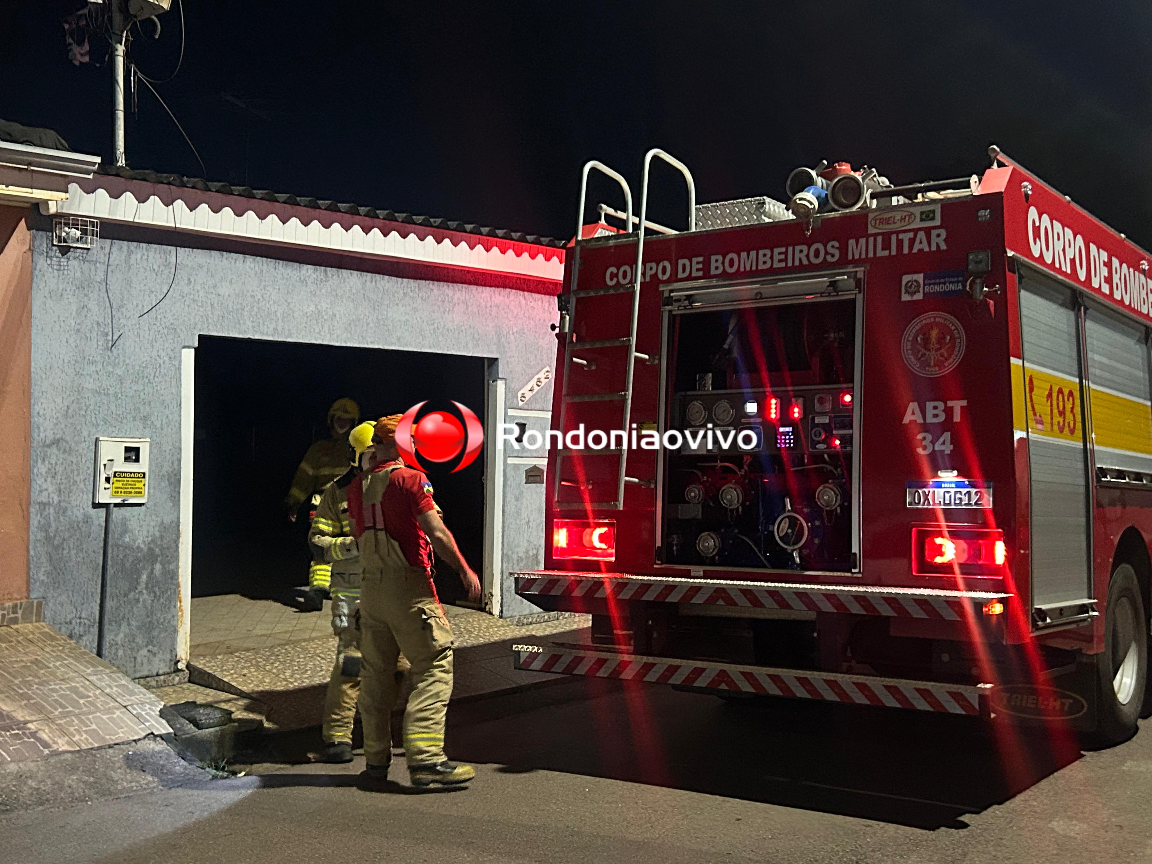 VÍDEO: Princípio de incêndio em residência mobiliza Bombeiros