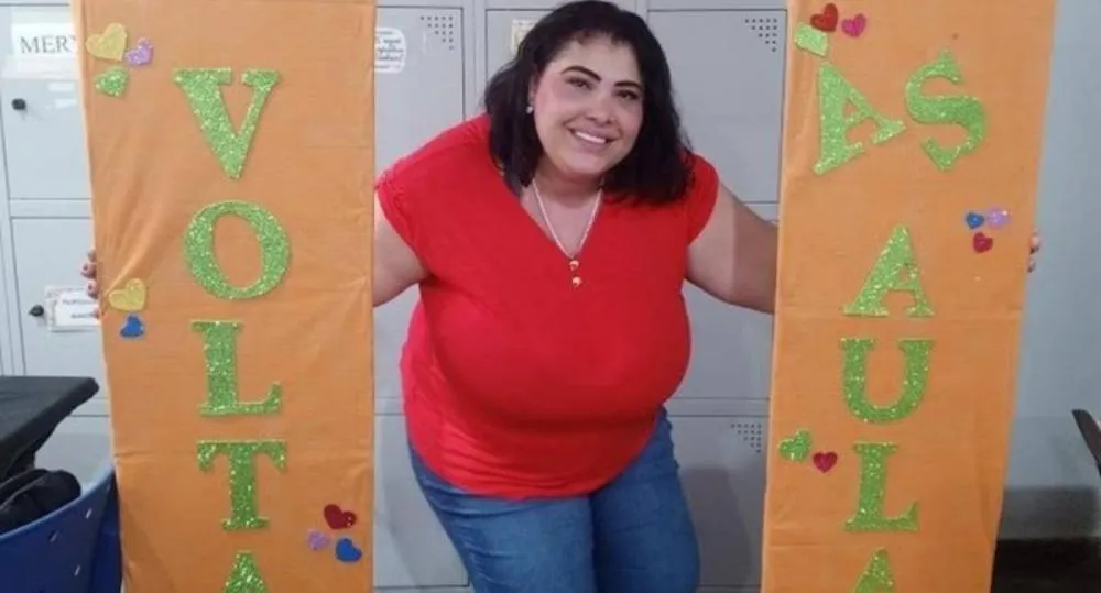 INDIGNAÇÃO: Erro judicial faz professora ser presa por engano dentro de escola em Rondônia