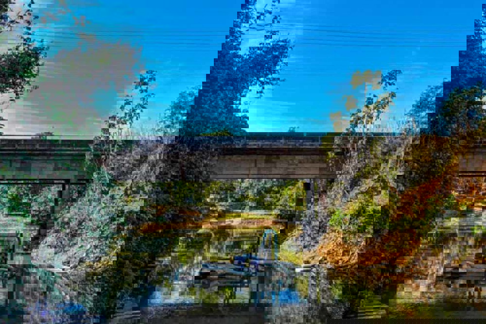 ESPIGÃO DO OESTE: Abastecimento pela Caerd está paralisado por falta de energia elétrica