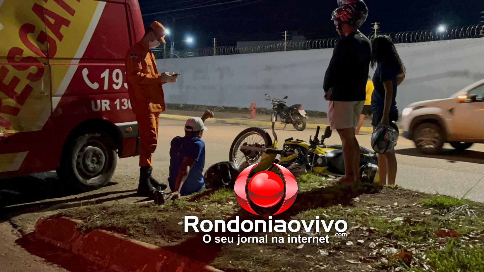 NA CAMPOS SALES: Motociclista bate na traseira de ambulância dos Bombeiros que ia para ocorrência