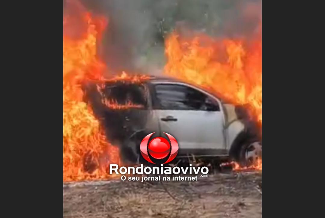 VÍDEO: Carro é destruído por incêndio durante festa de aniversário de deputado
