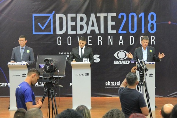OPOSIÇÃO: Debates cristalizam diferenças entre os candidatos ao governo