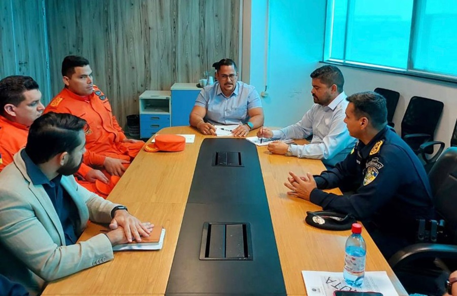 DEMANDAS: Deputado Jesuíno trata com a Sesdec melhorias para os militares