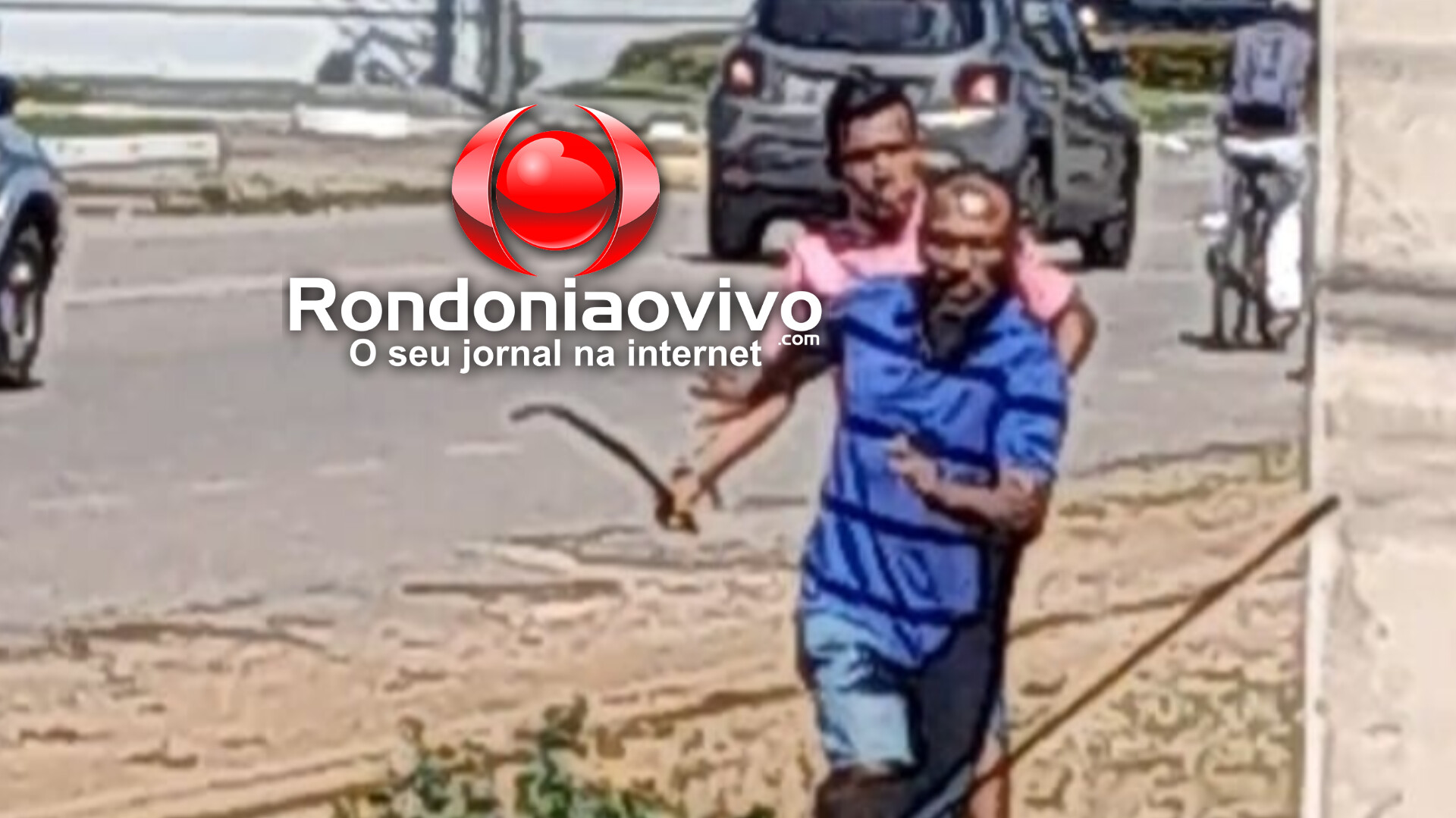 ASSISTA: Moradores de rua entram em confronto com pedaços de madeira no Centro  ​