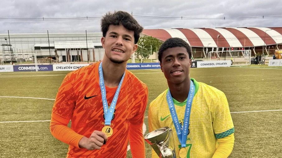 REVELAÇÃO: Bruninho Samudio defende pênalti do título em Brasil x Argentina