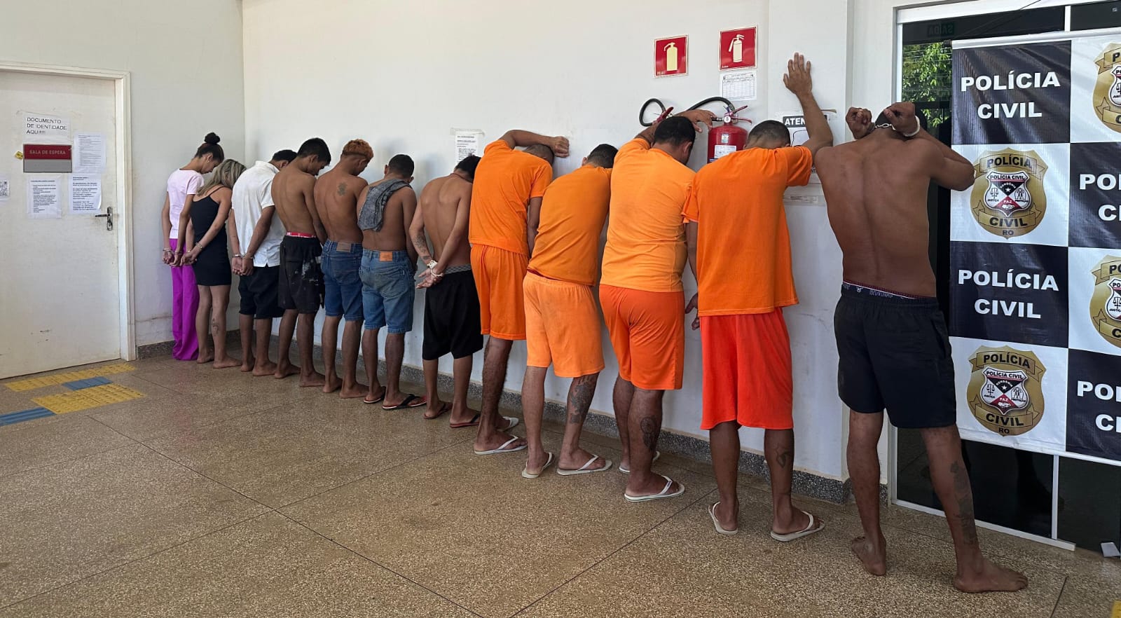 IMPÉRIO DA LEI: PC realiza operação contra vários membros de grupo criminoso 