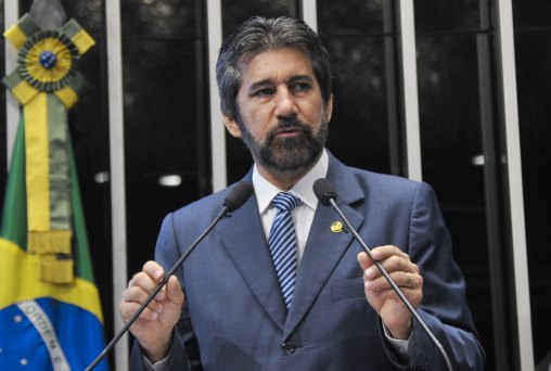 Senador Raupp anuncia audiência pública para debater setor de energia 