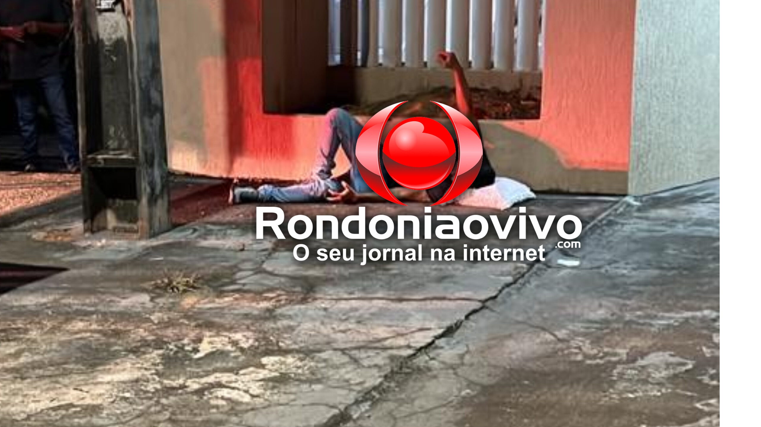 URGENTE: Policial atira na perna do próprio irmão para impedir agressão contra a mãe