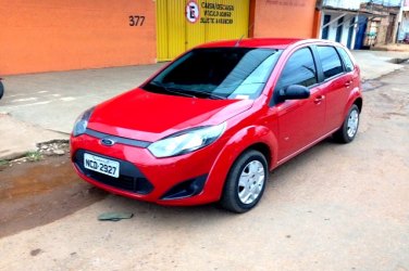 Agentes da SEMTRAM recuperam veiculo roubado em Blitz
