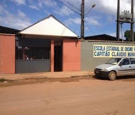 Dupla é detida após invadir escola e ameaçar zelador de morte