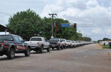Polícia apresenta 75 novas viaturas a comunidade de Porto Velho - Confira Fotos